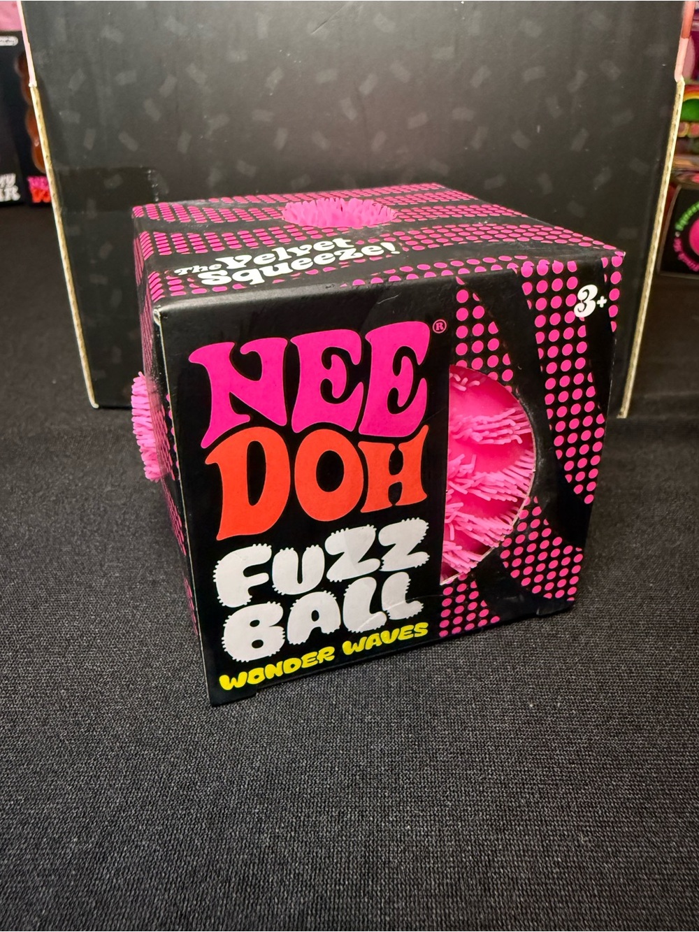 NeeDoh Fuzz Ball Wonder Waves - Pink